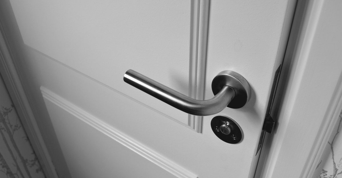 What Determines the Cost of Door Lock Installation or Emergency Locksmith Service — Mill Station Locksmith Corp